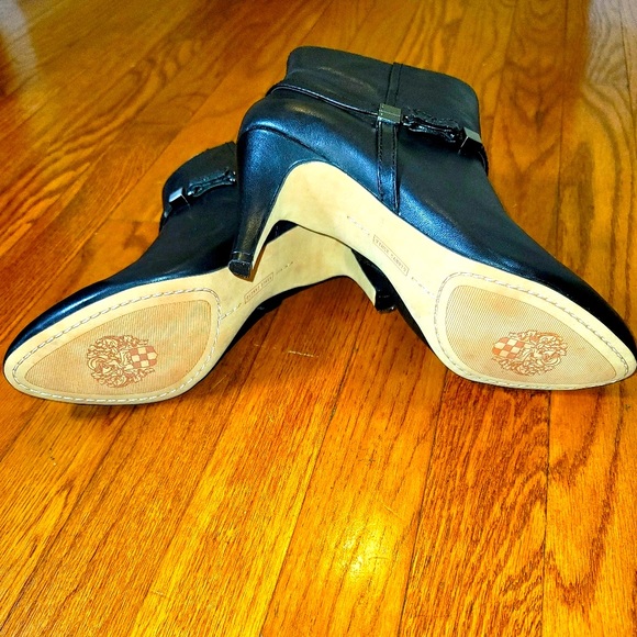 Vince Camuto | Vanya Ankle Boots - Picture 8 of 10